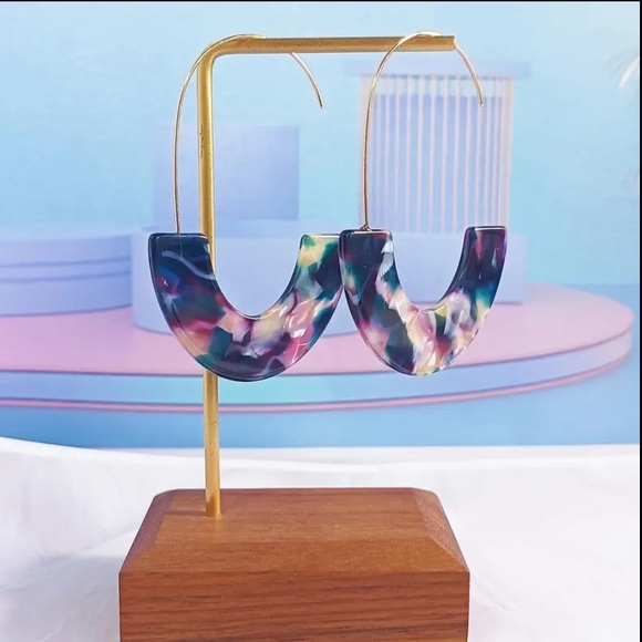 Anthropologie Imogen Resin Demi-Hoop Earrings - Picture 3 of 4